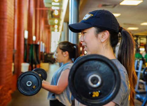 Students working out at Cary Street Gym