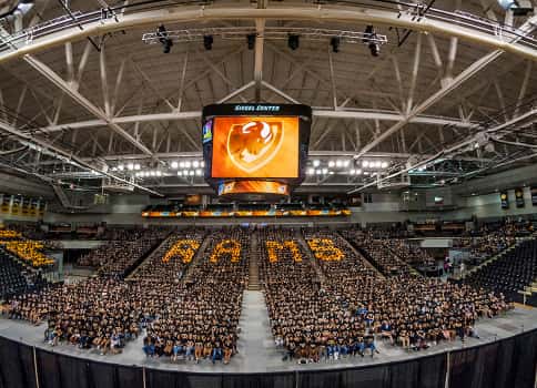 Photo of students at Freshman Convocation in VCU’s Siegel Center